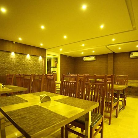 Hotel Wayanad Square Mananthavady Exterior photo